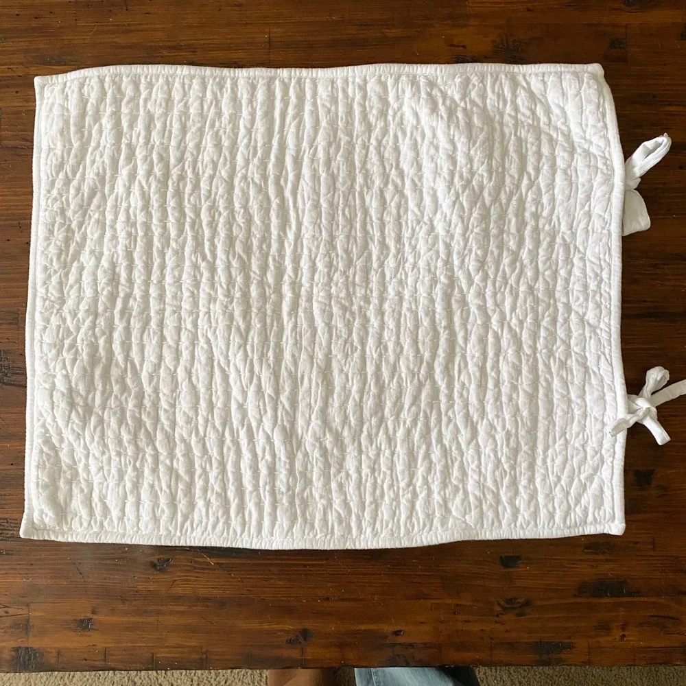 Pottery Barn White Pick Stitch Quilted Pillow Sham Cotton Linen Tie Closure